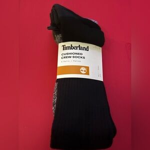 NWT- Timberland men’s cushioned crew socks, 4 pairs, one size fits most